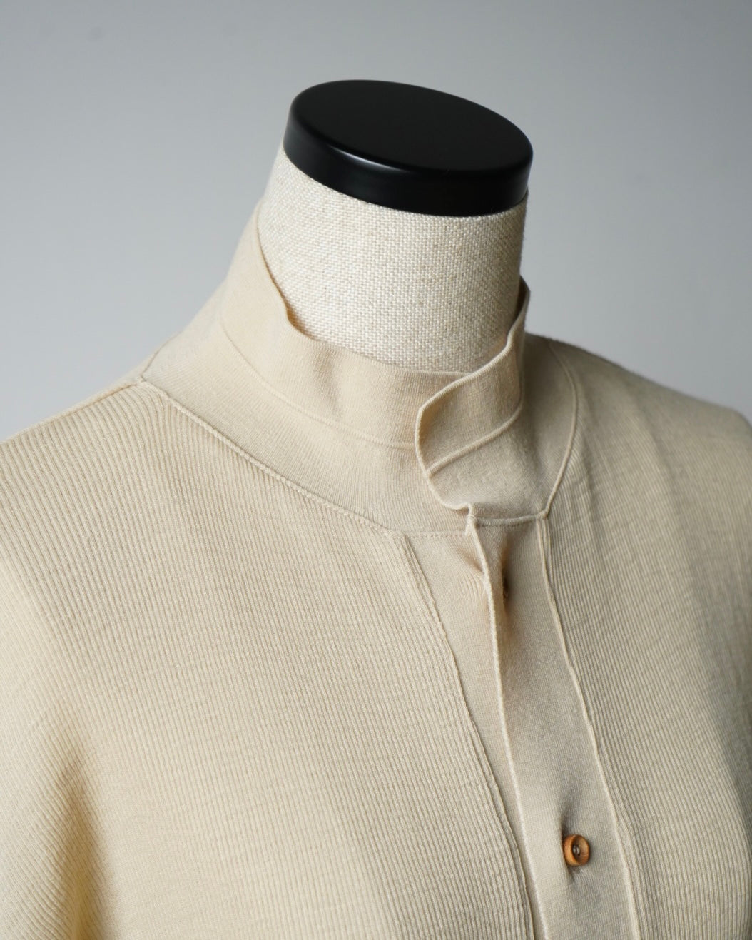 WASHABLE WOOL CARDIGAN
