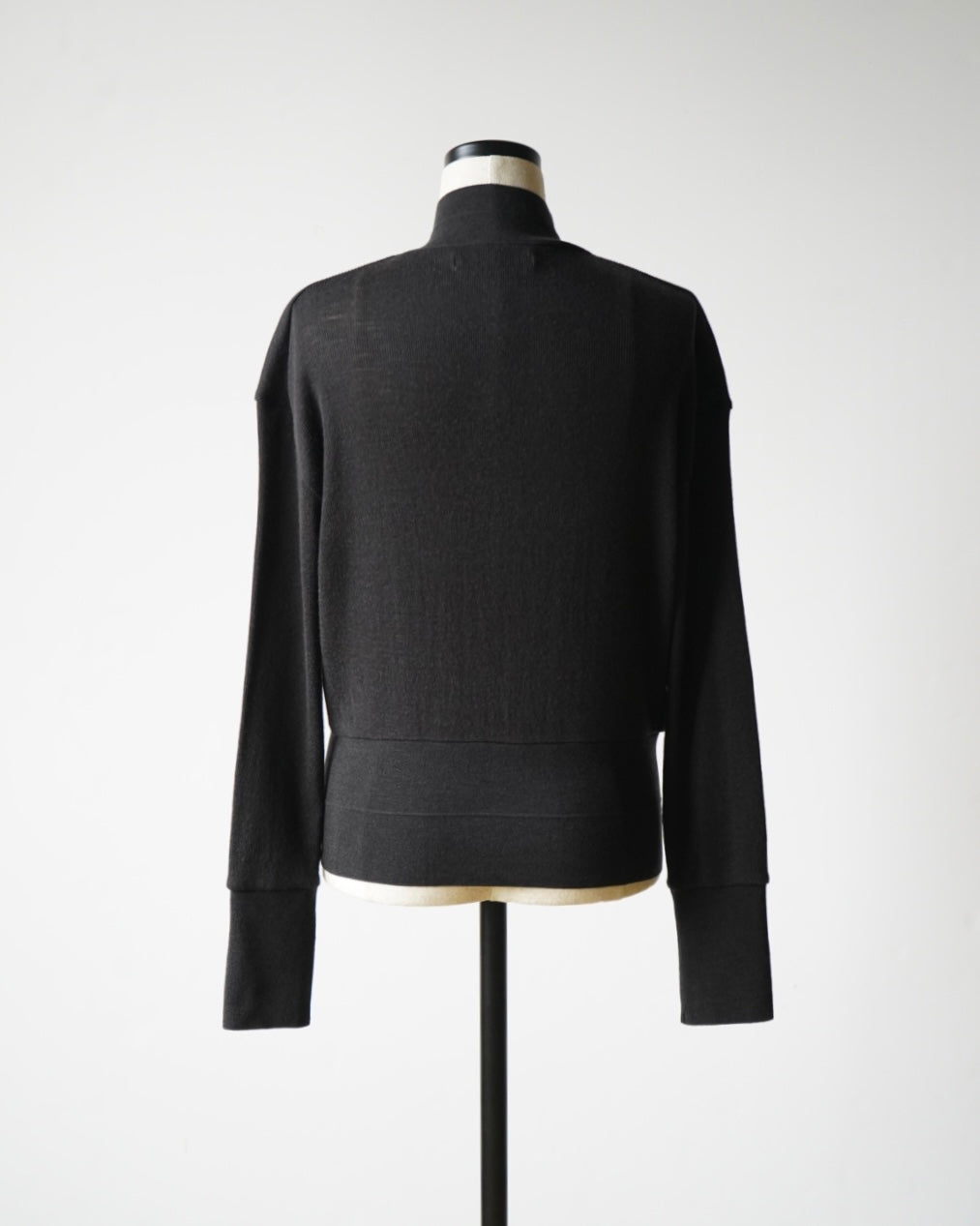 WASHABLE WOOL CARDIGAN