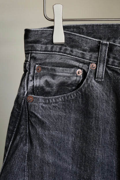 BARREL LEG DENIM JEANS