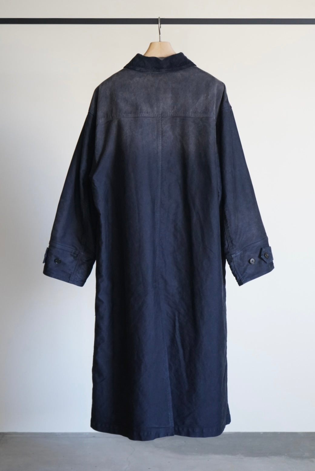GARMENT-DYED ORGANIC COTTON HEAVY MOLESKIN COAT
