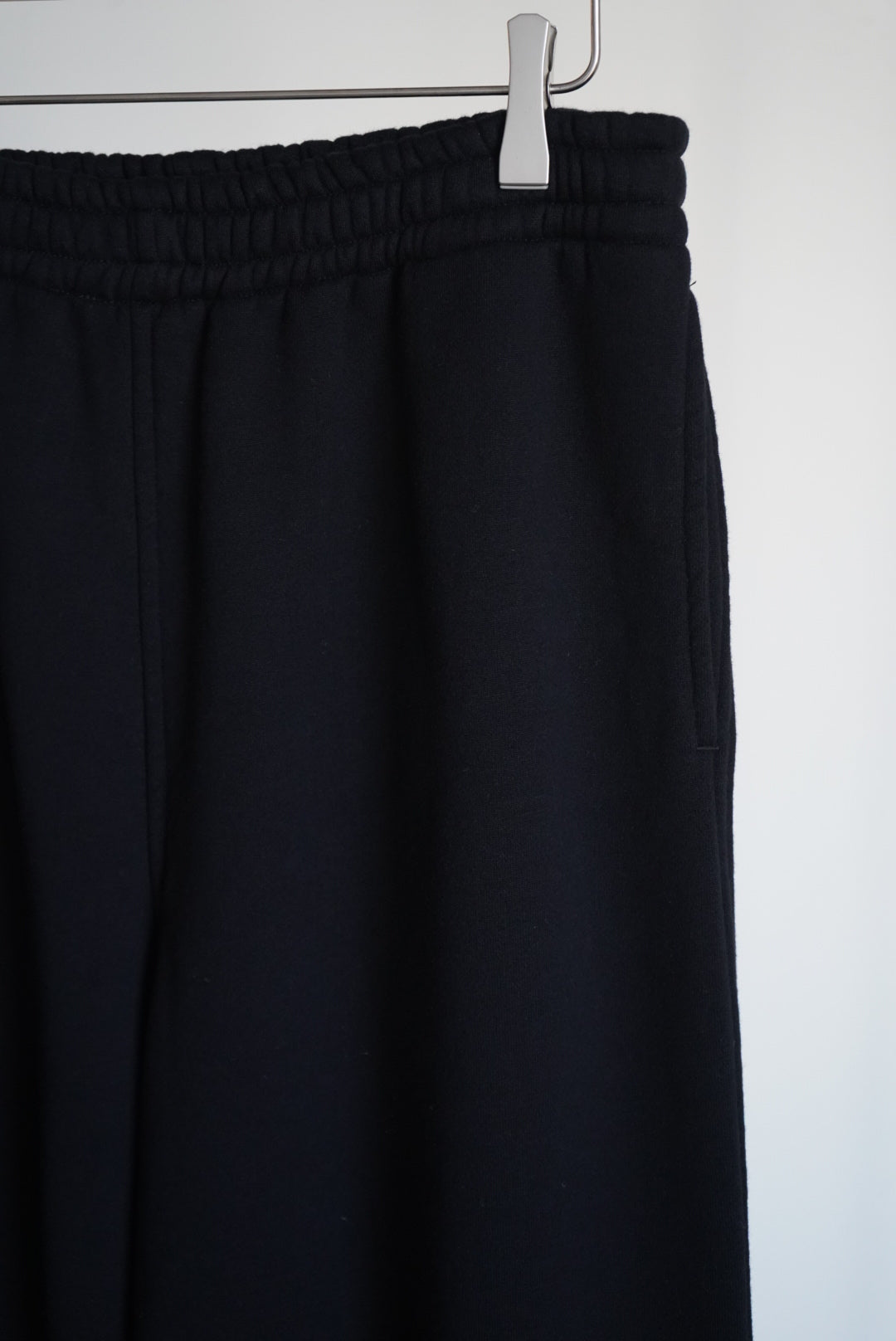 SMOOTH SOFT SWEAT PANTS