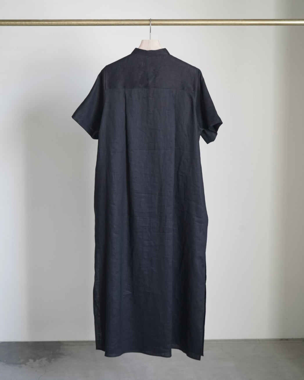 LINEN MAXI SHIRT DRESS