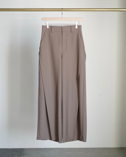 WOOL SIDE TUCK PANTS