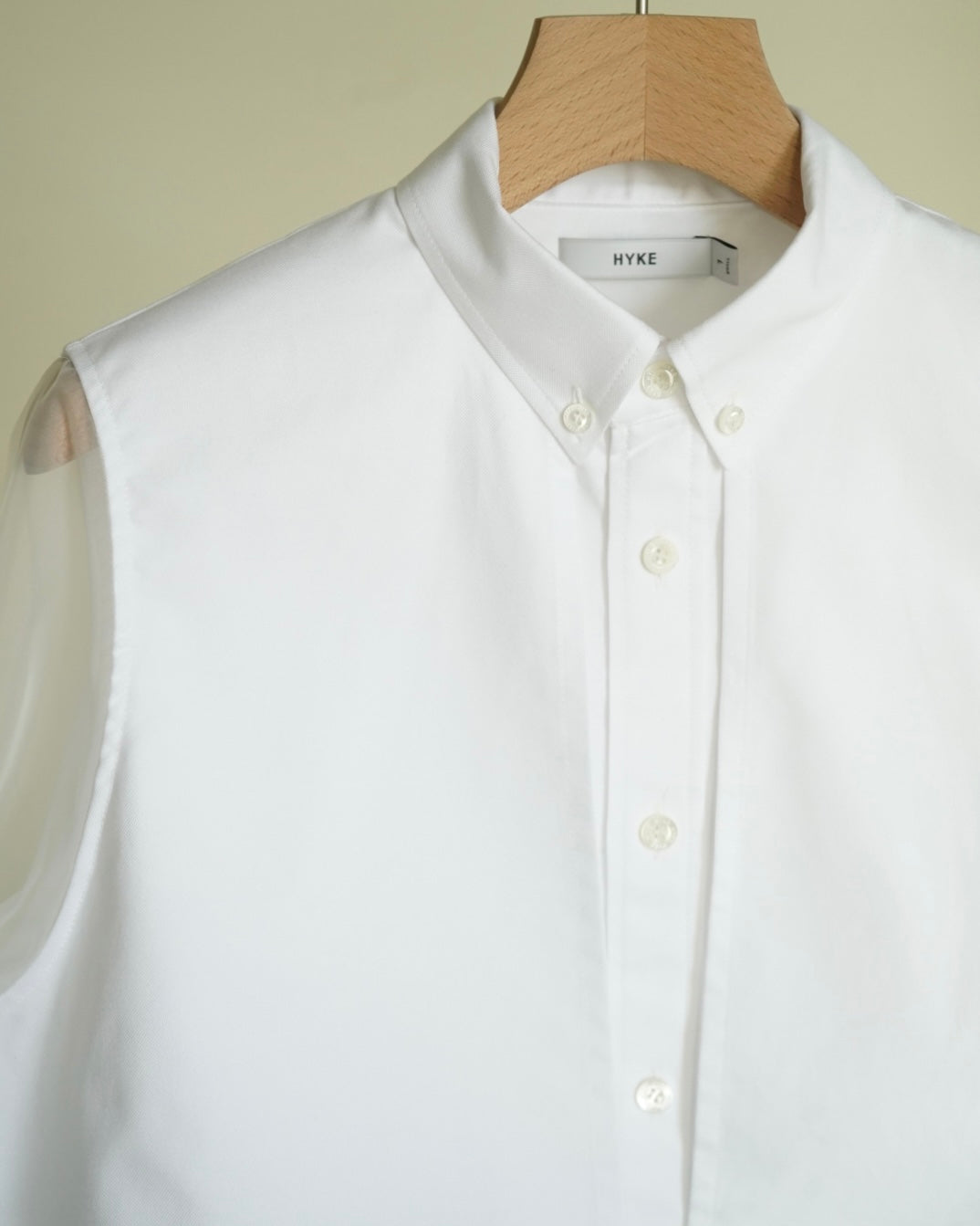 OXFORD SHEER SLEEVE SHIRT