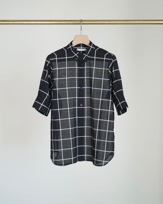 SHEER BACK WINDOWPANE SHORT-SLV BLOUSE