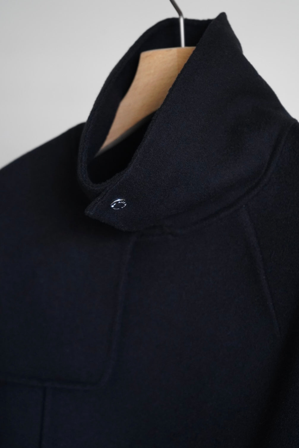 LIGHT DOUBLE-FACED CROPPED TRENCH COAT