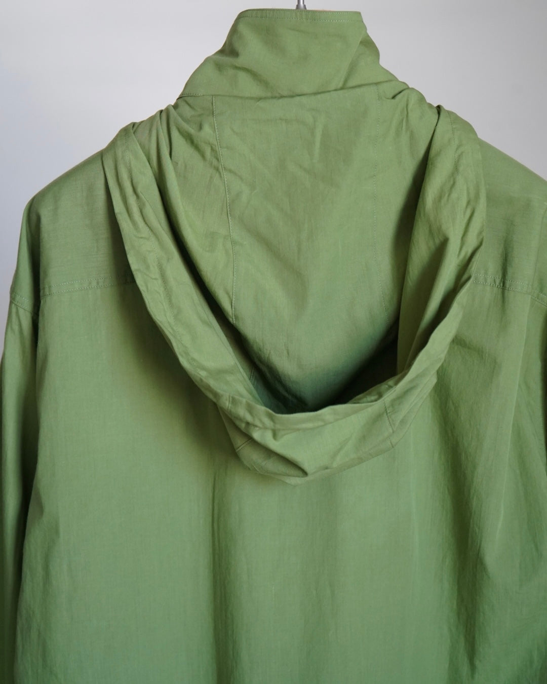 SUPER FINE COTTON LAWN HOODED BLOUSON