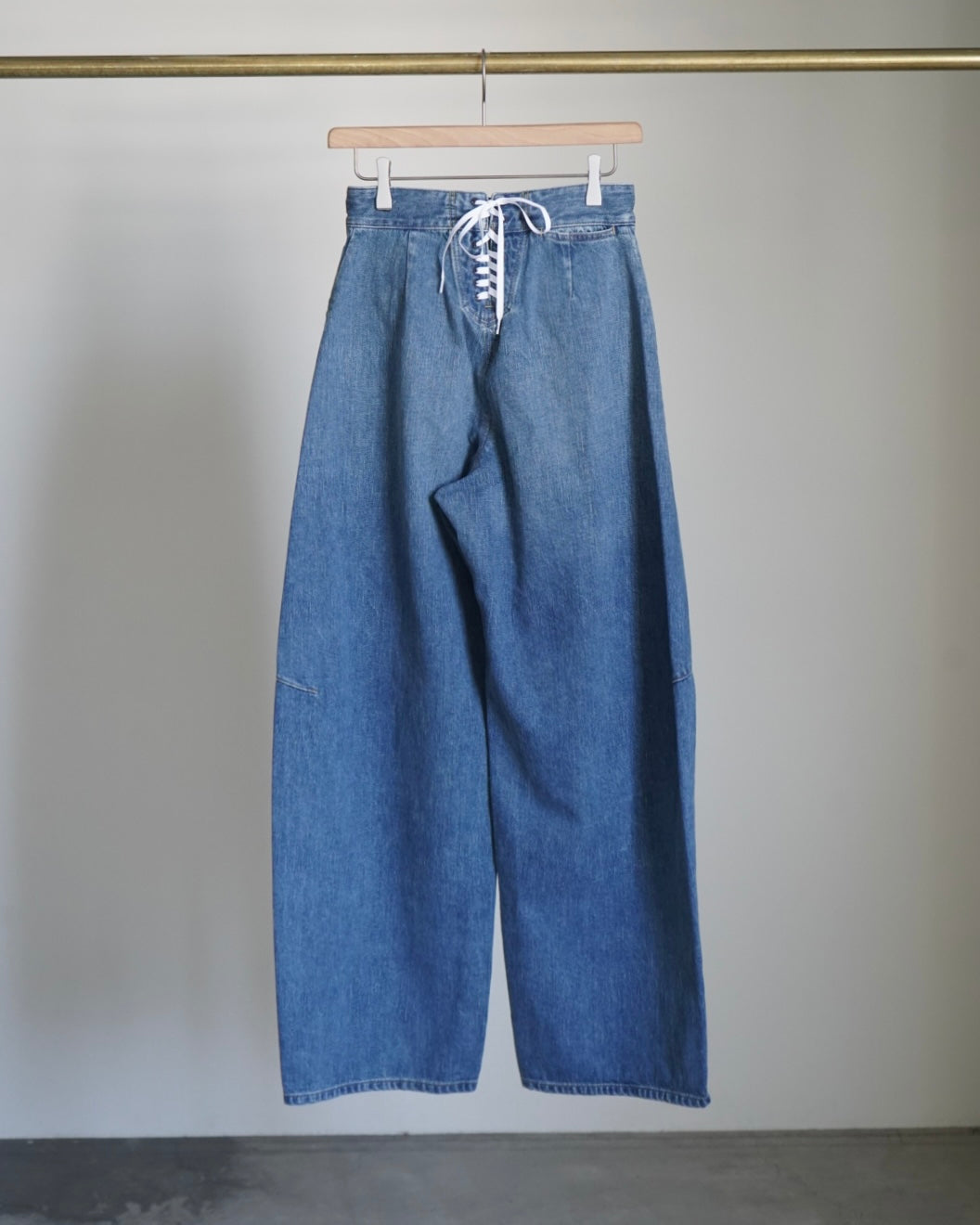 SAILOR BARREL-LEG DENIM PANTS
