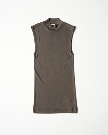COCO Sleeveless Mock Neck