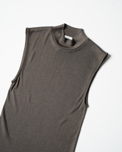 COCO Sleeveless Mock Neck