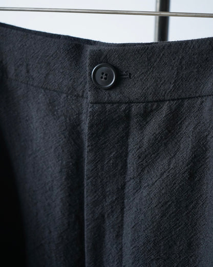 CRAPE DOUBLE PLEATED WIDE TROUSERS