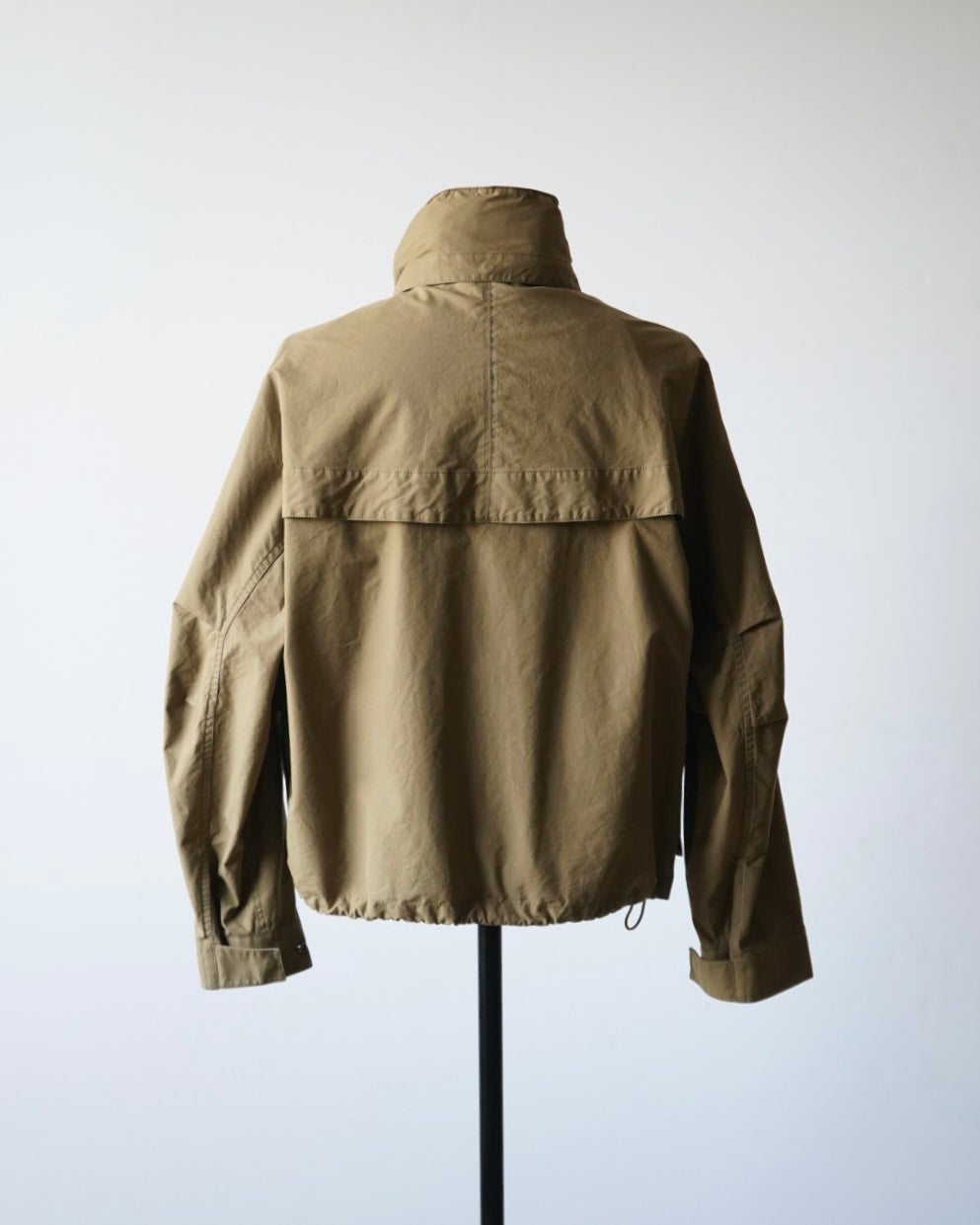 SHORT RAIN PARKA