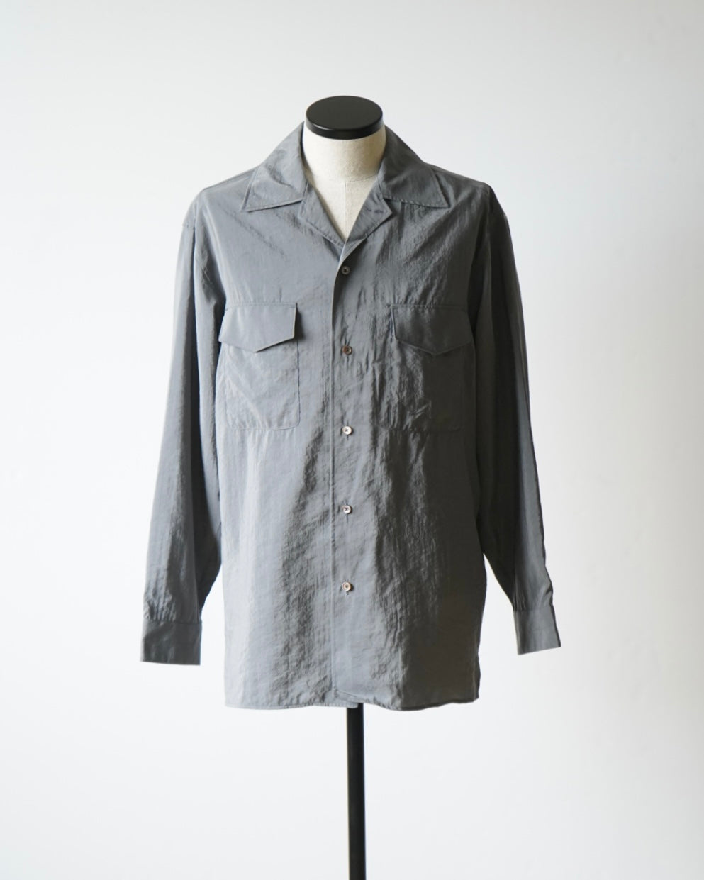 CONVERTIBLE COLLAR SHIRT