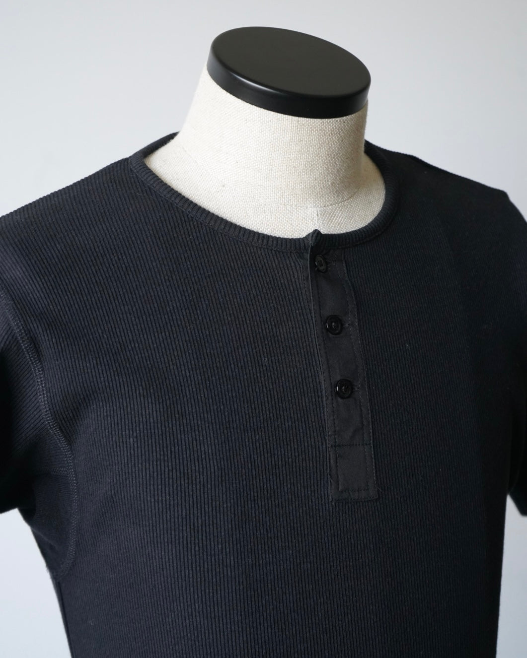 RIB HENLEY TOP