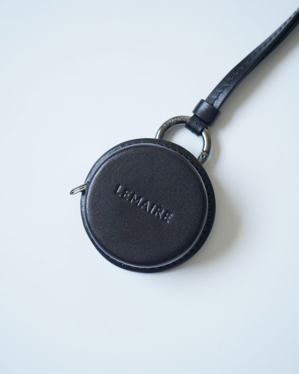 MOLDED TAPE NECKLACE