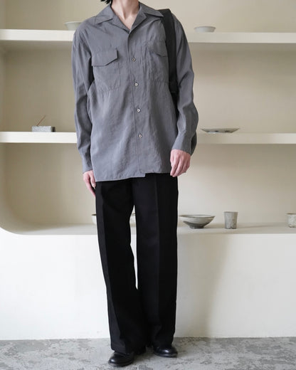 CONVERTIBLE COLLAR SHIRT
