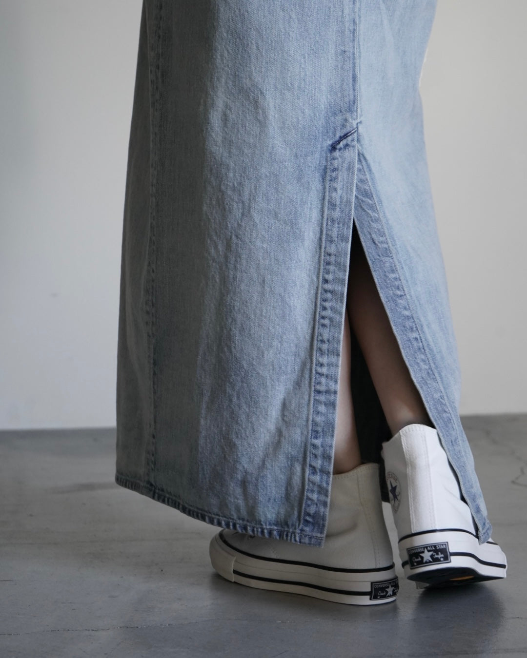 FADED SELVEDGE LIGHT DENIM DRESS