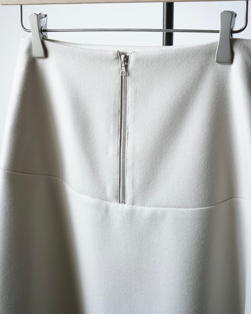 LIGHT MELTON SKIRT