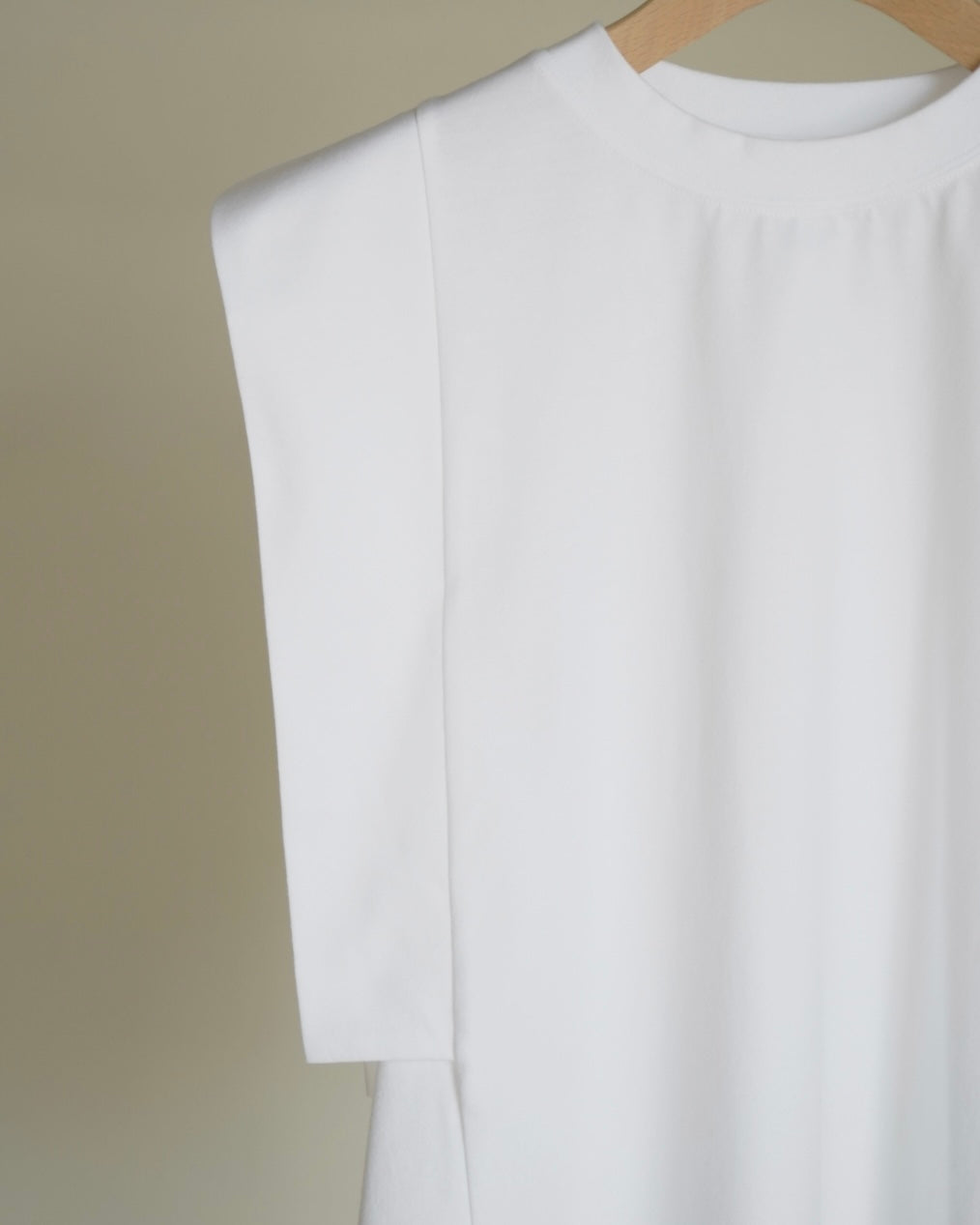 POWER SHOULDER TOP（6.5OZ）