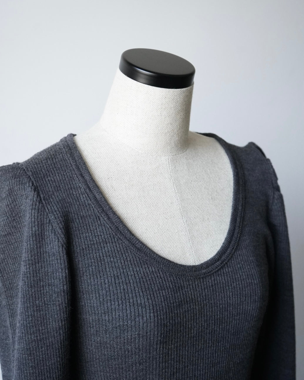 RIB STITCH U-NECK UNDERWEAR