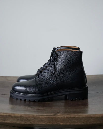 Lace-up Shoes in Grain leather