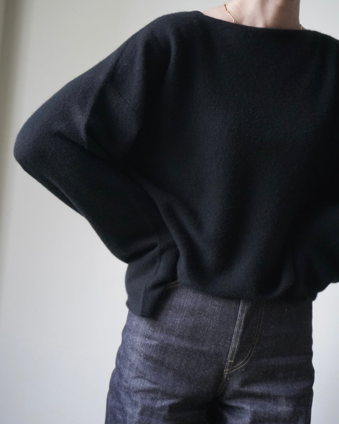 CASHMERE BATEAU NECK PULLOVER