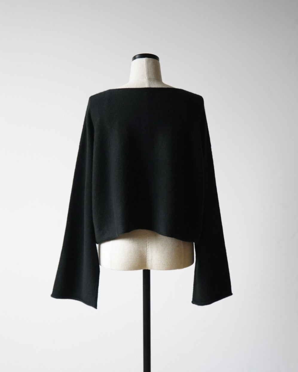 CASHMERE BATEAU NECK PULLOVER