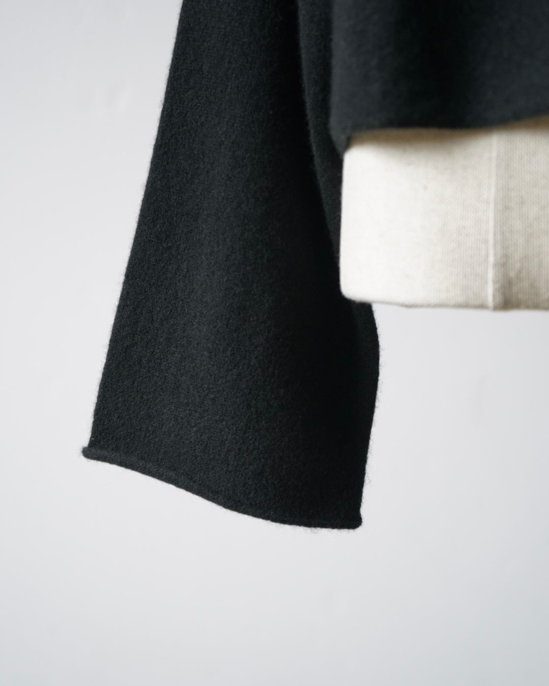 CASHMERE BATEAU NECK PULLOVER