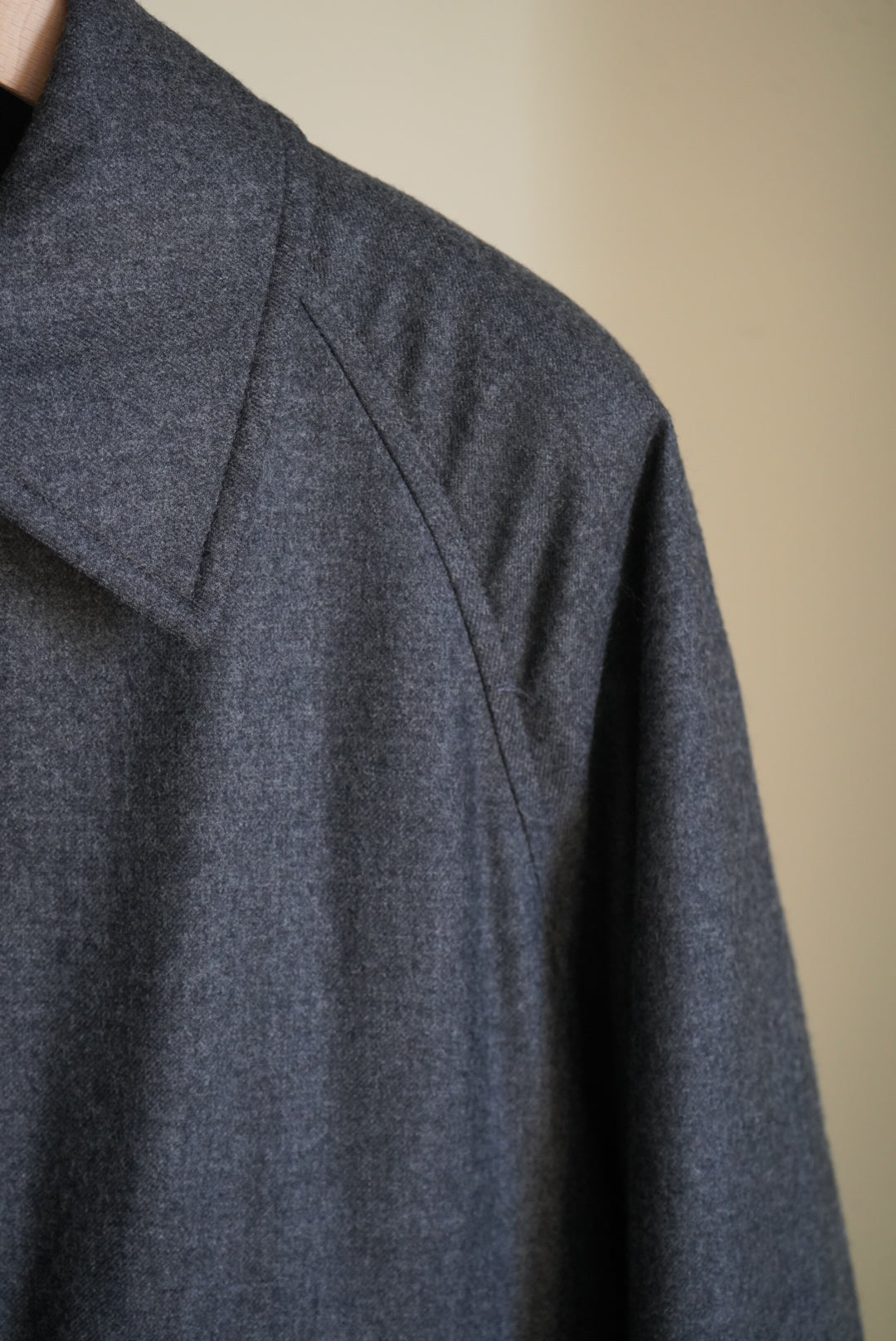SUPER LIGHT WOOL PADDED COAT
