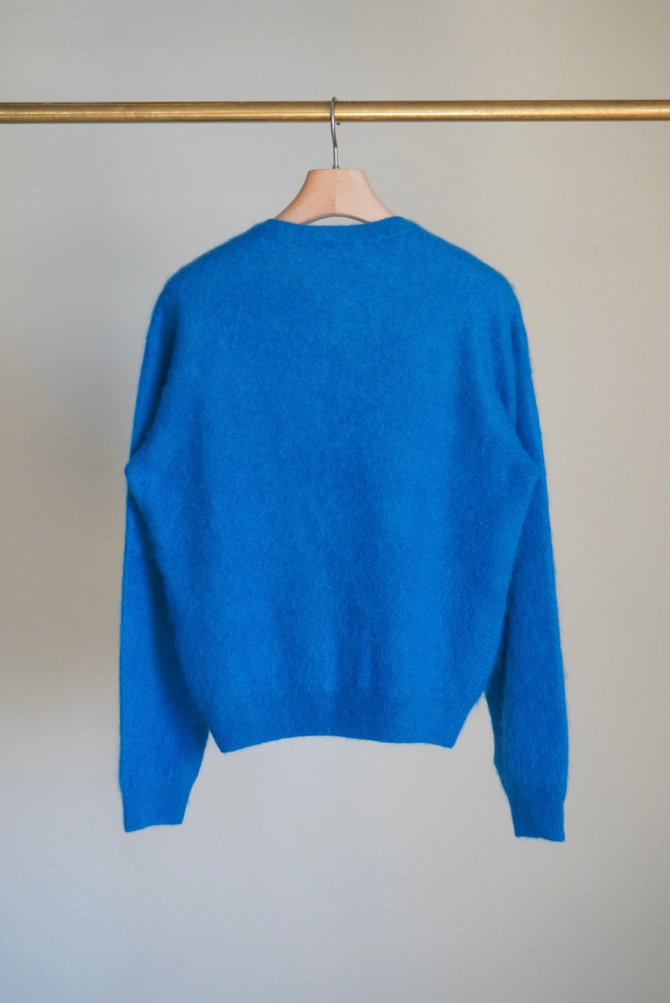 GARMENT-DYED BABY ALPACA FUR KNIT CREW-NECK CARDIGAN