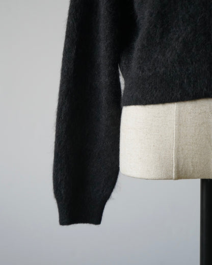 GARMENT-DYED BABY ALPACA FUR KNIT CREW-NECK CARDIGAN