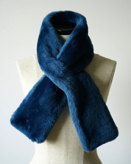 STRAIGHT MERINO MOUTON FUR STOLE