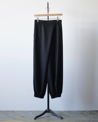 WIDE TUCK TROUSERS