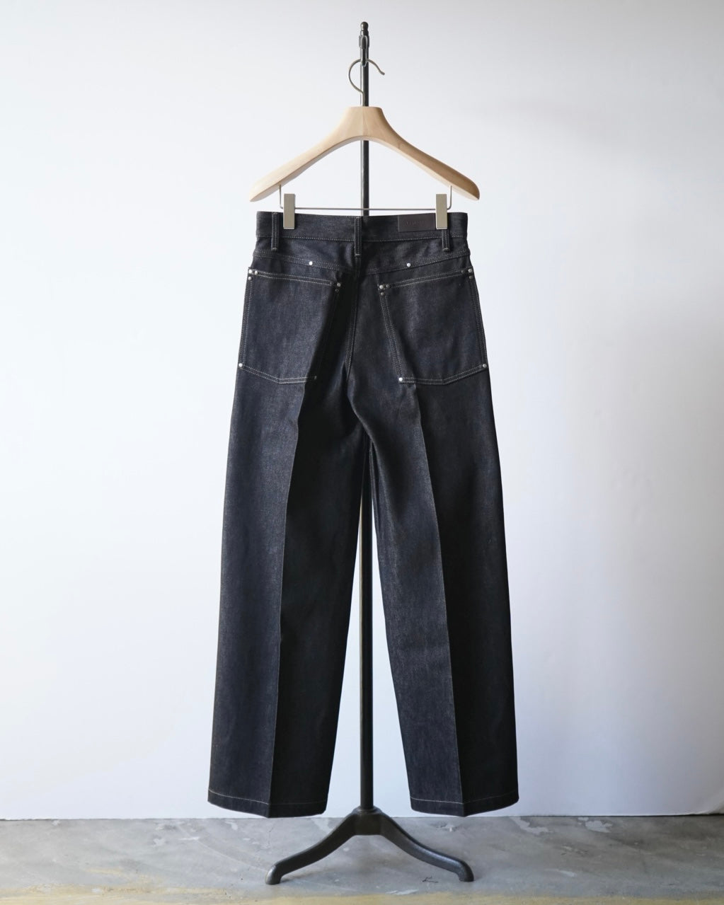 WIDE PANTS WITH STUDS