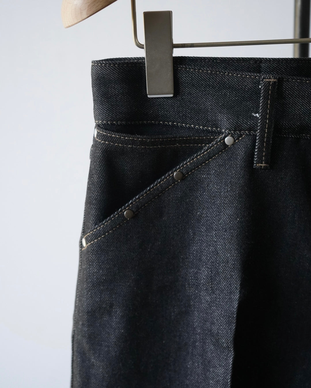 WIDE PANTS WITH STUDS