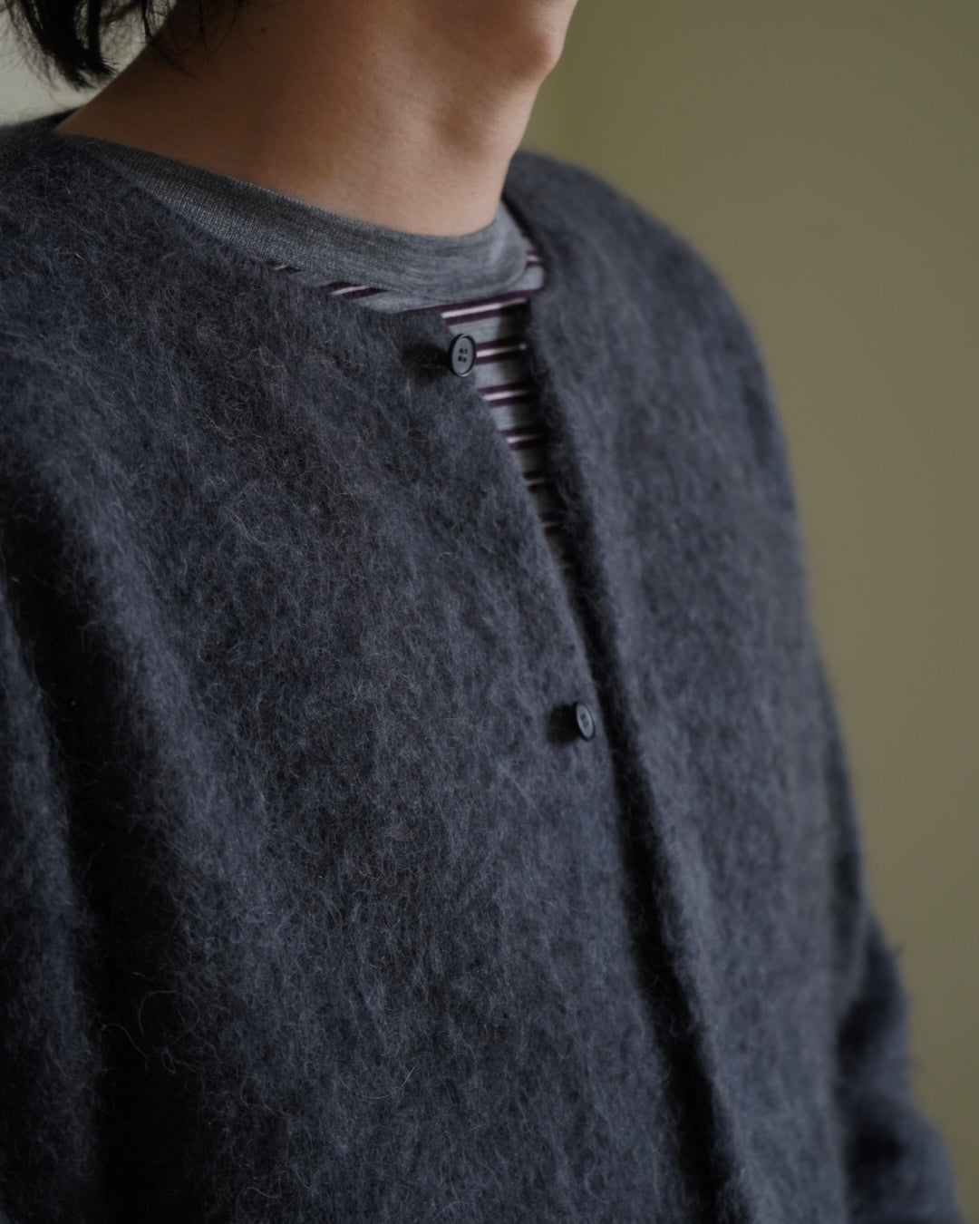 GARMENT-DYED BABY ALPACA FUR KNIT CREW-NECK CARDIGAN