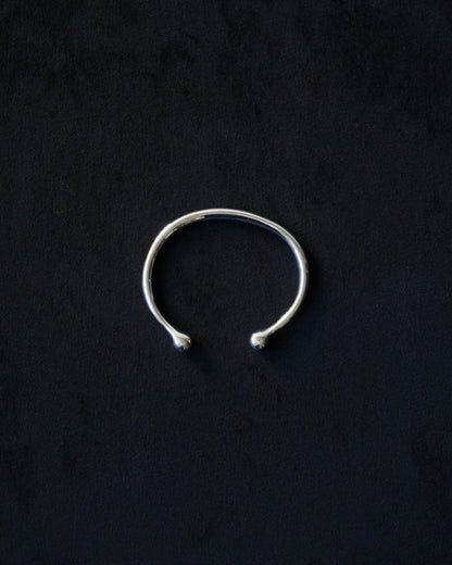 THIN FIBULA BANGLE