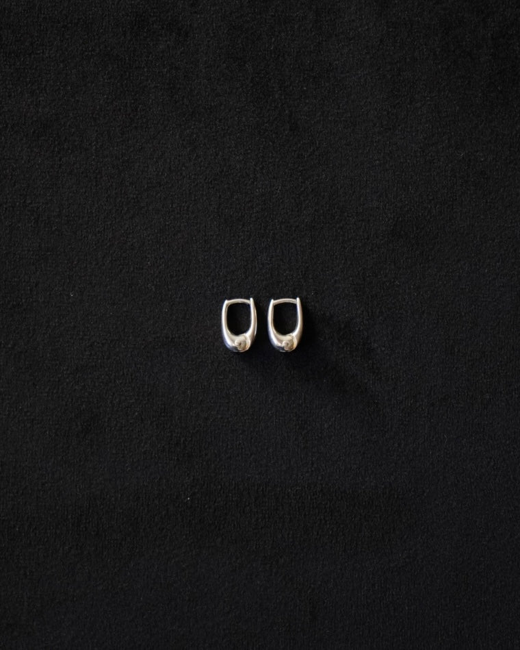 TINY THIN HOOPS