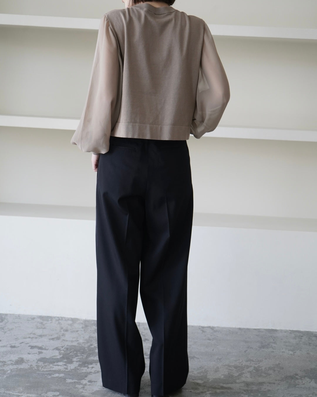 SHEER SLEEVES CREW NECK CROPPED KNIT