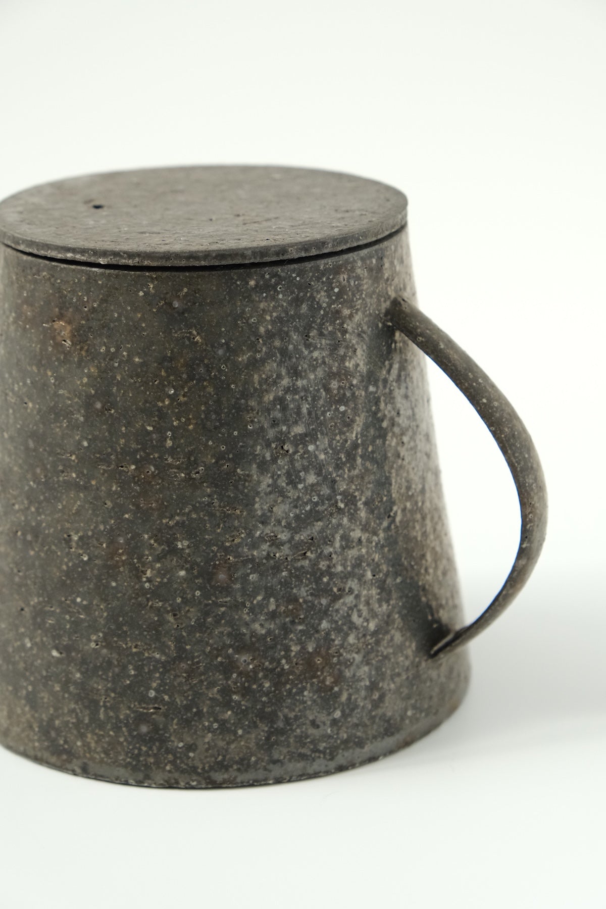 Tea pot (T) | Black