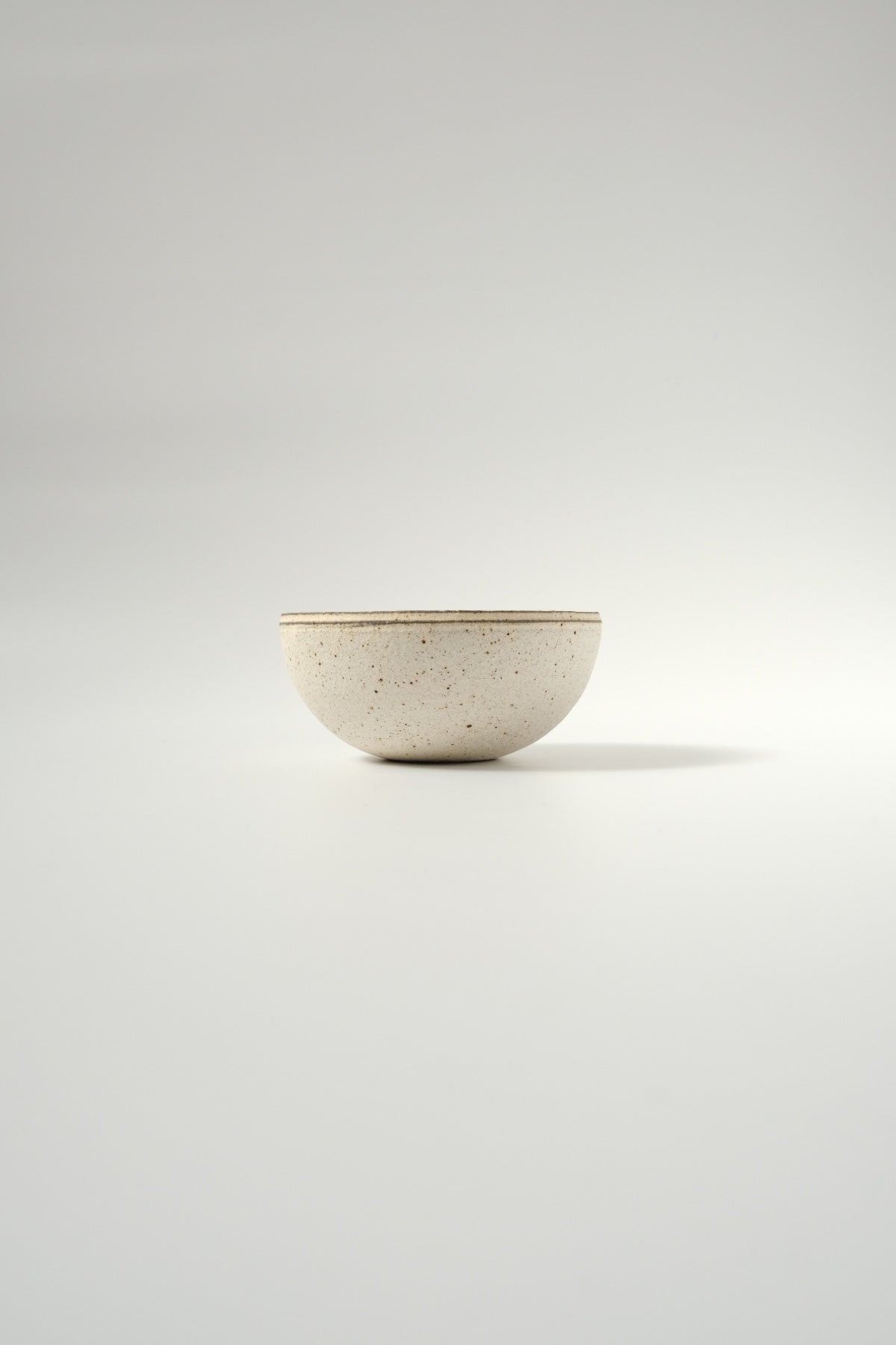 Round bowl | White
