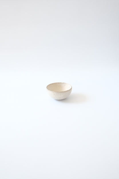 Round bowl | White