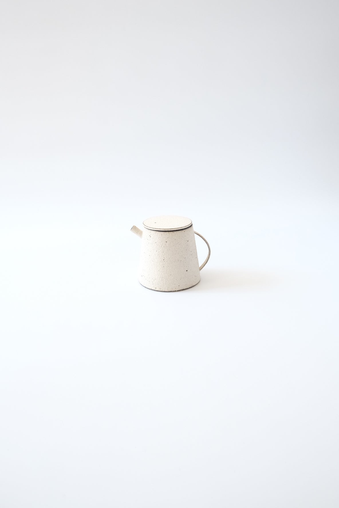 Tea pot (T) | White