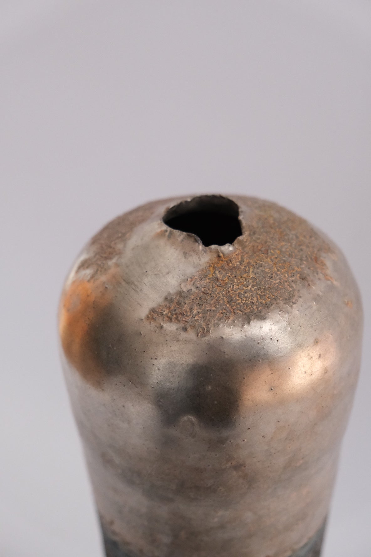 炭化銀彩花入 (花入)