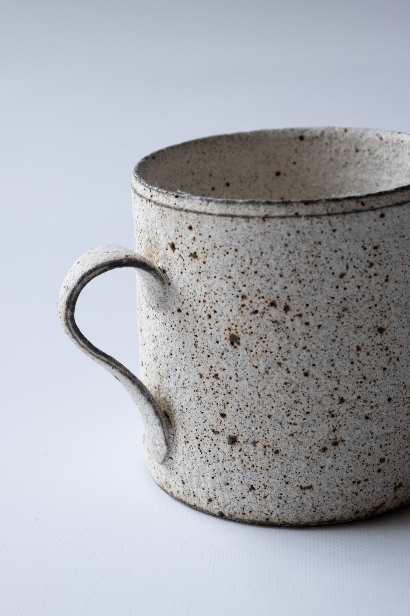 Mug (M) | White