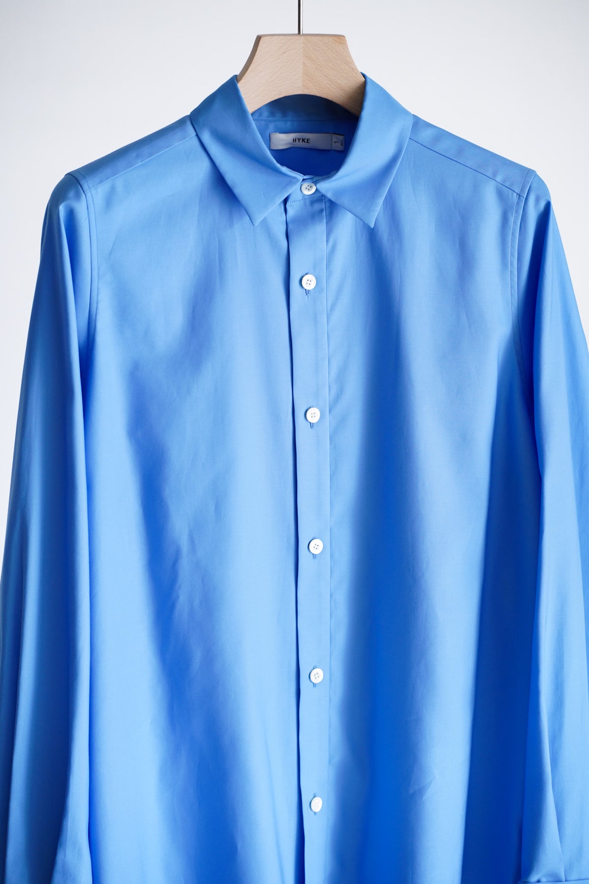 BROAD SHIRT