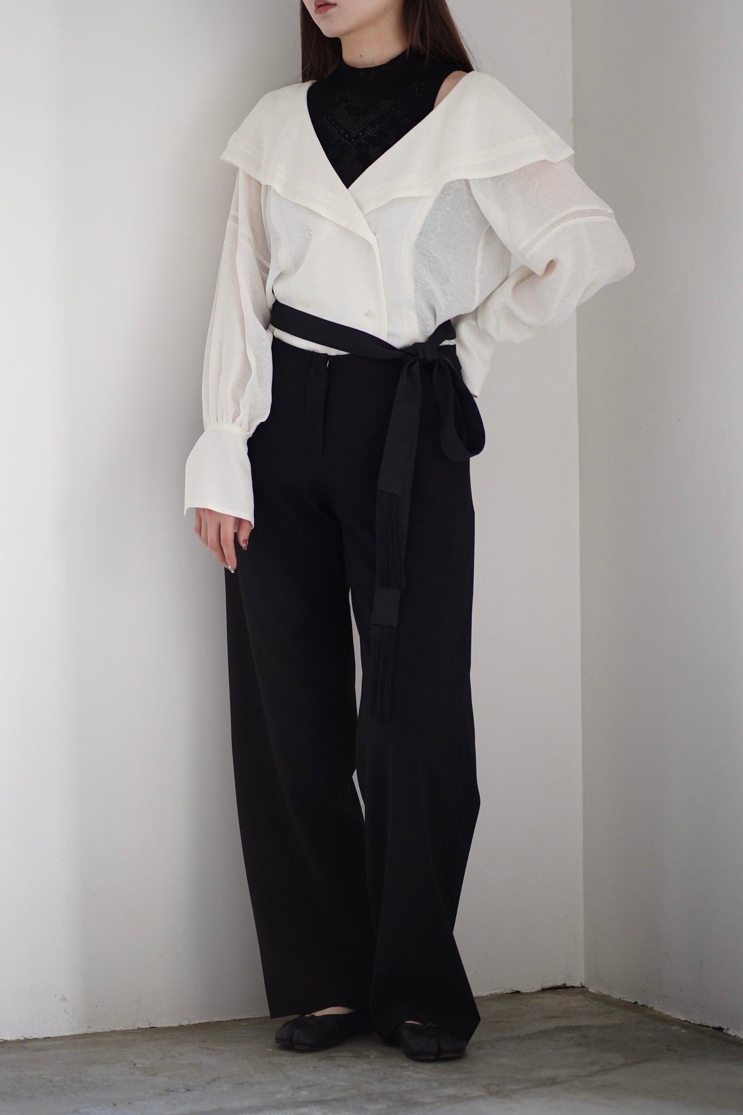 LACE JACQUARD SAILOR COLLAR BLOUSE