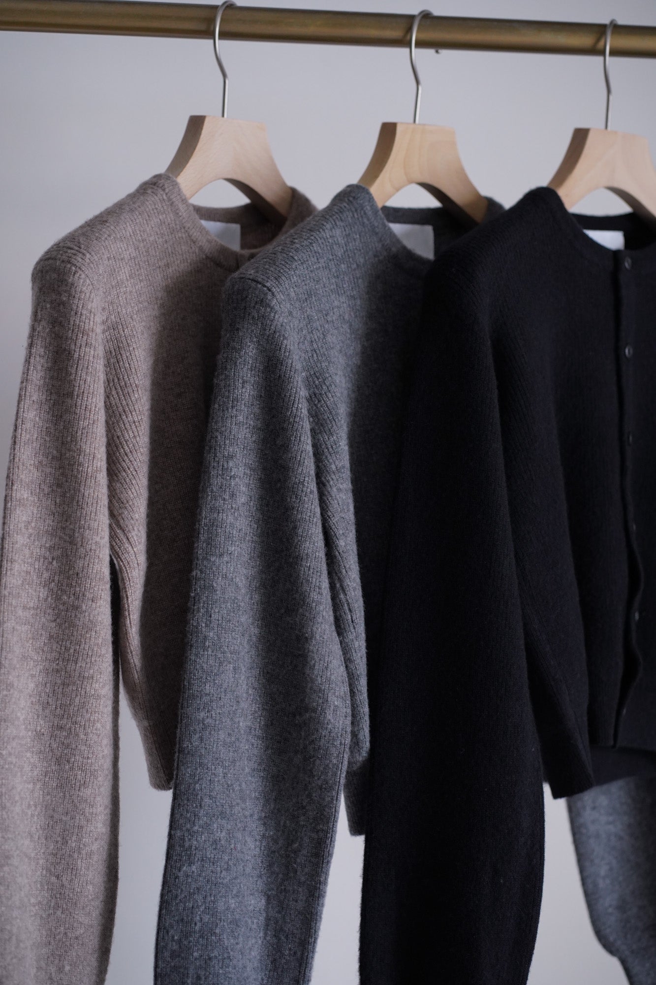 SUPER FINE WOOL MILLED KNIT MINI CARDIGAN