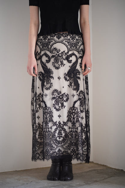 EMBROIDERED LACE SKIRT