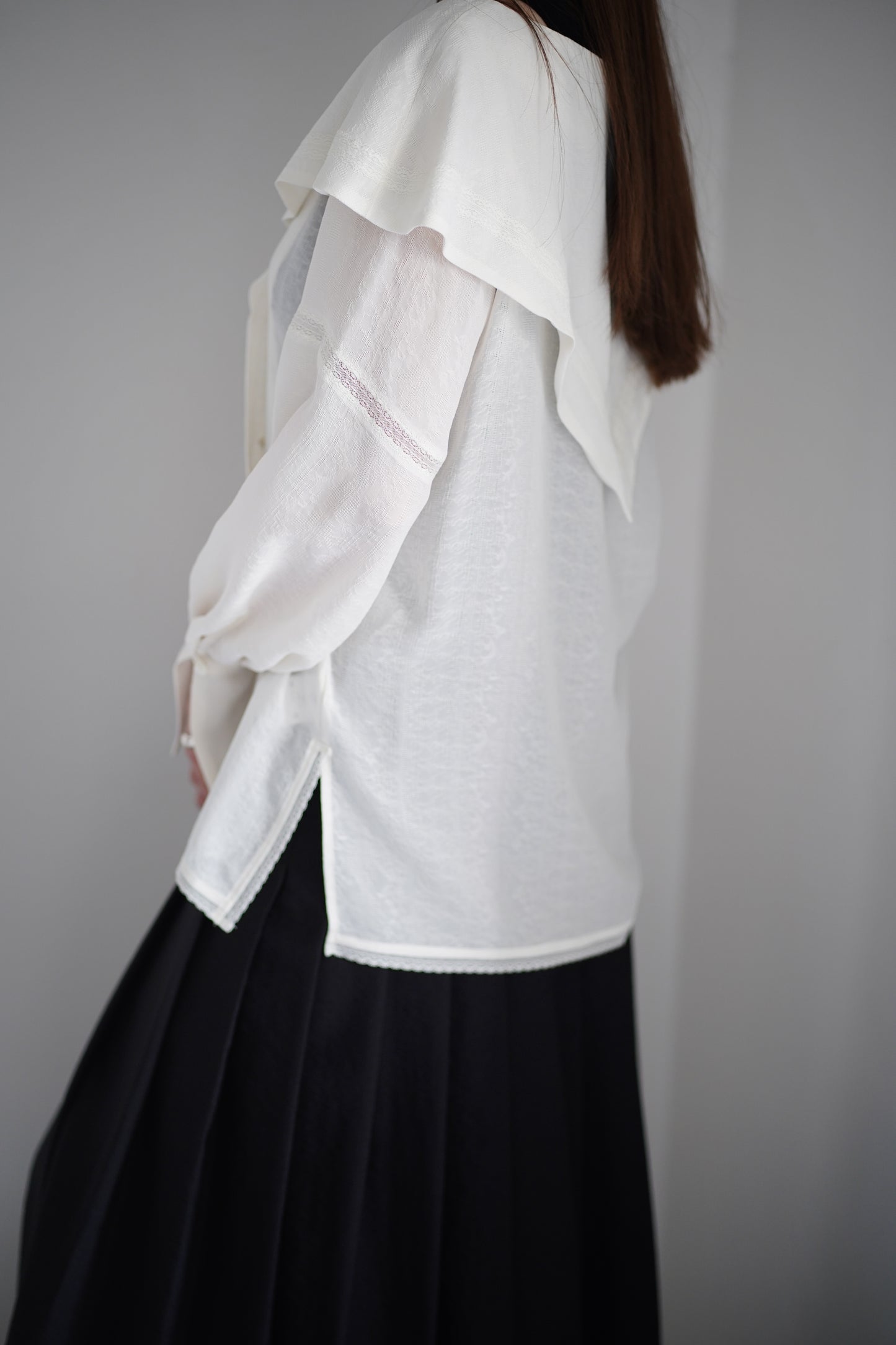 LACE JACQUARD SAILOR COLLAR BLOUSE